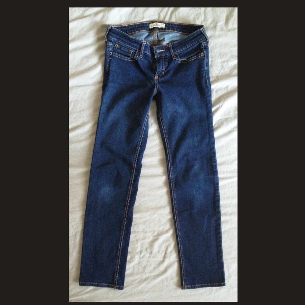 Hollister Jeans. 3S.